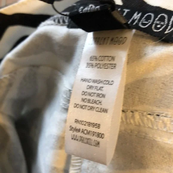 NWT Zebra Skirt & chain - Picture 6 of 7